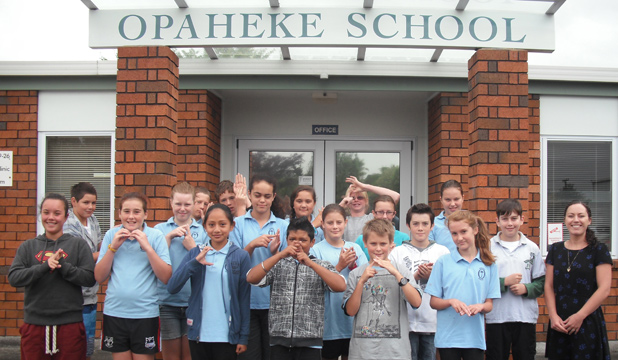Opaheke School – Crossware Email Signature Case Study​